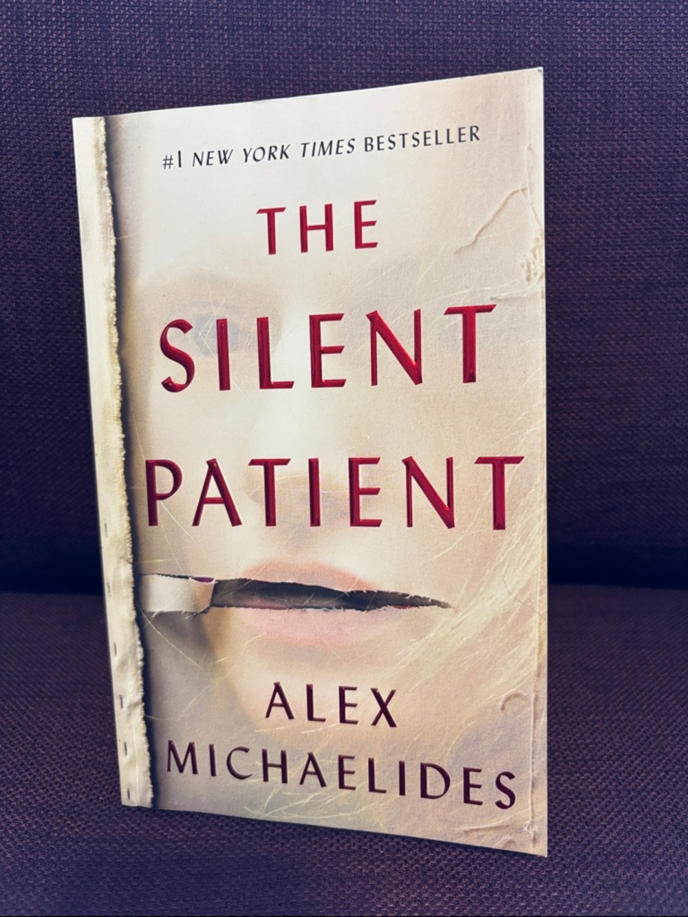 The Silent Patient by Alex Michaelides - Cream Cover with Red Title